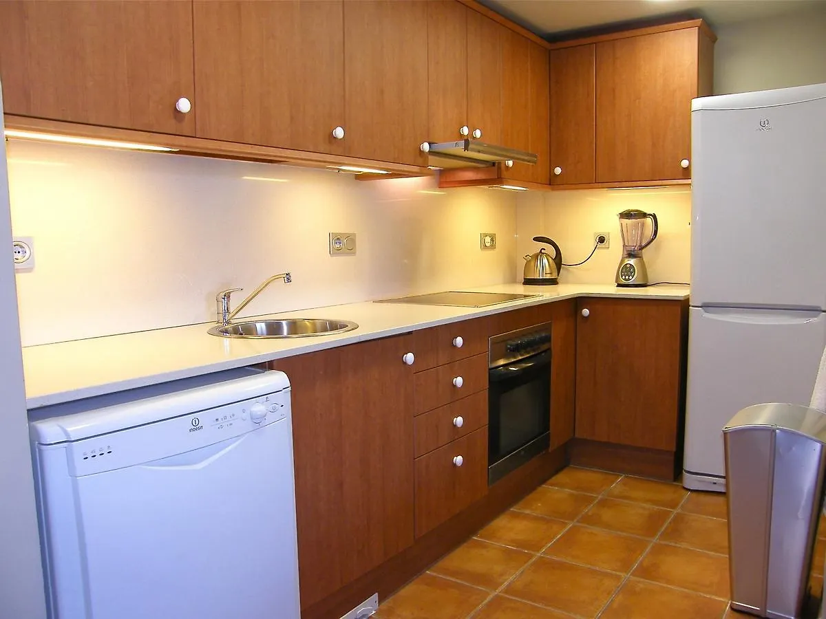 Lirio Vila L'Ampolla 0*,  Espanha