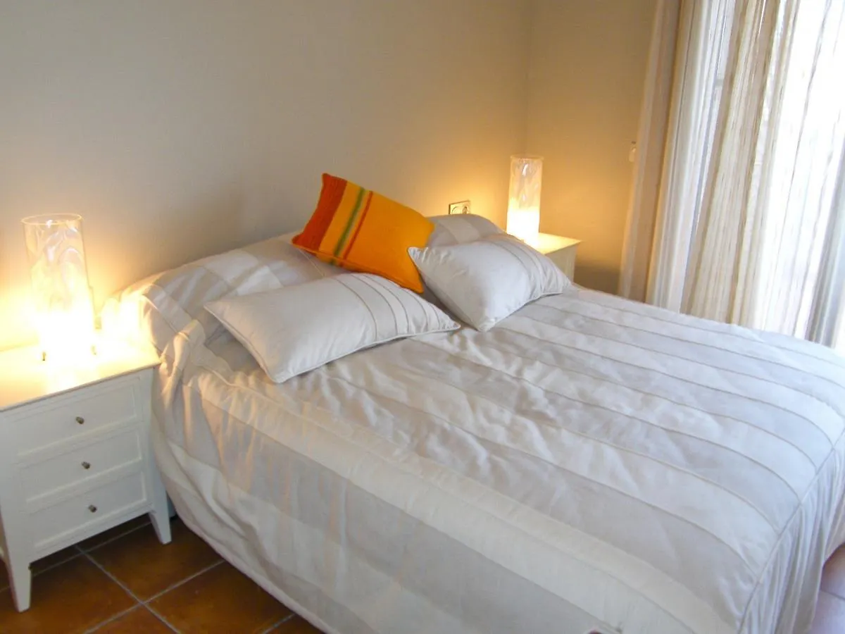 Lirio Villa L'Ampolla